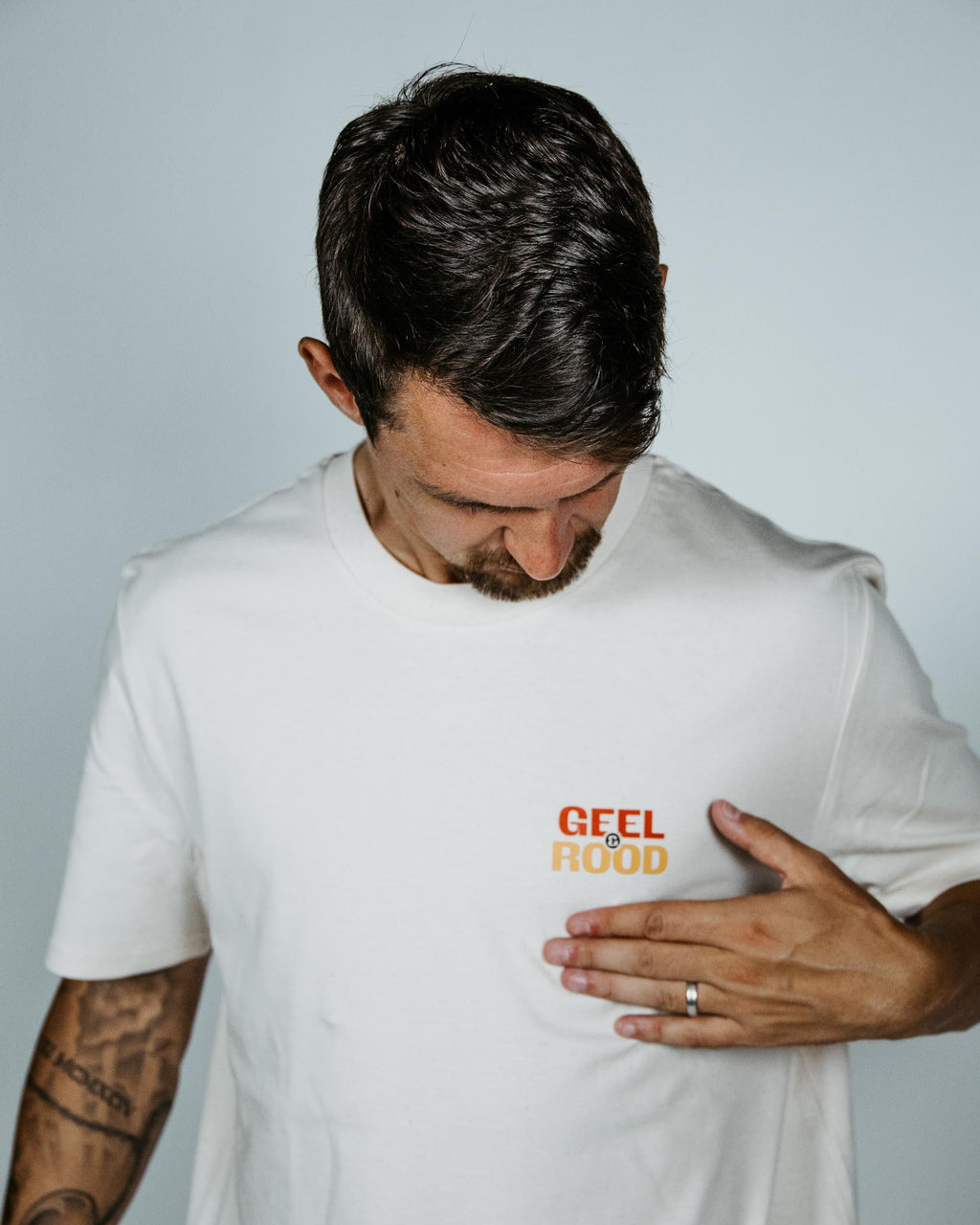 tshirt beige geel & rood volwassen