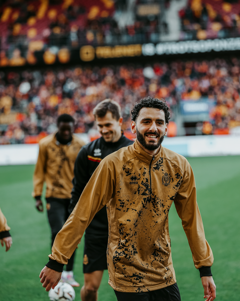 Prematch Trui Goud